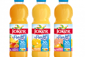Example of a low-calorie fruit juice with coconut water