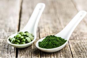Chlorella tablets and powder