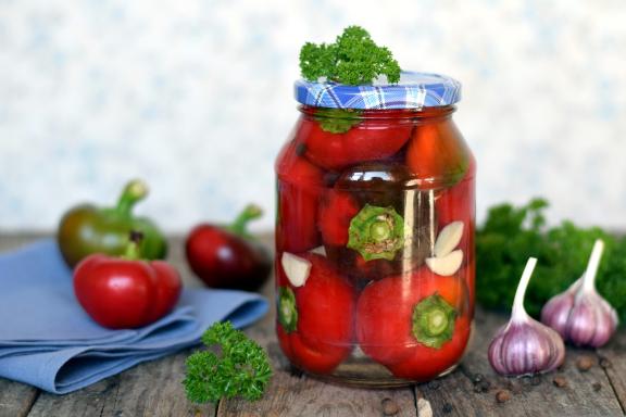 Preserved chillies