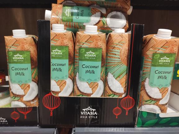 Figure 3: Thai-style coconut milk beverage sold by German retailer Lidl under its Vitasia private label