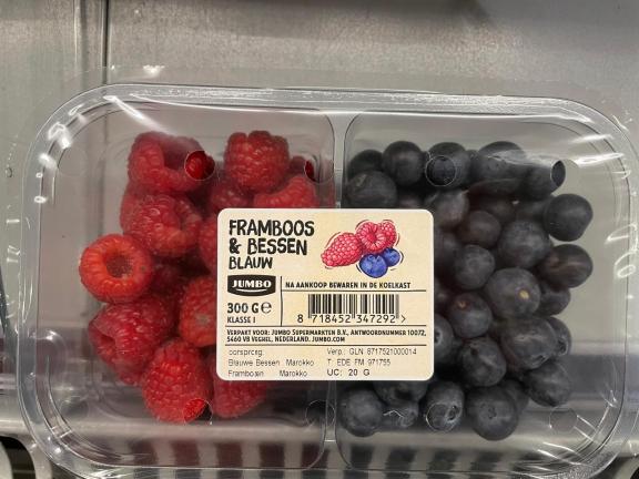 Figure 6: Mixed-berry packaging at a supermarket in the Netherlands