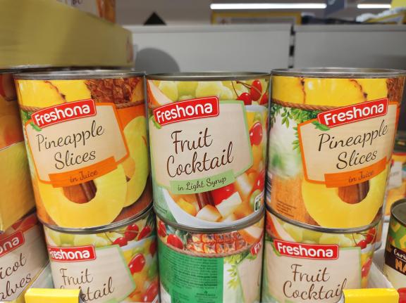 Canned pineapple