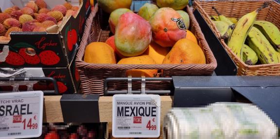 Figure 4 - Air-freighted produce remains popular in France, but for how long