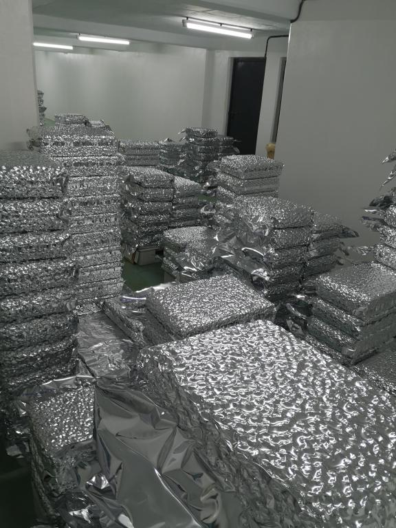 Figure 1 - Export food-contact packaging for macadamia nuts