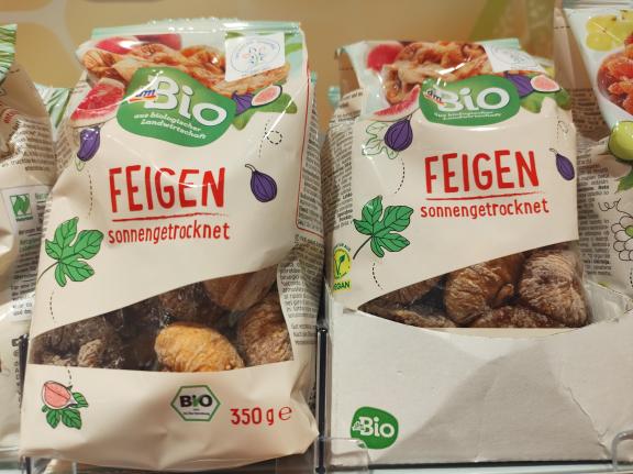 Figure 1 - Organic dried figs sold by Germany’s dm-drogerie markt
