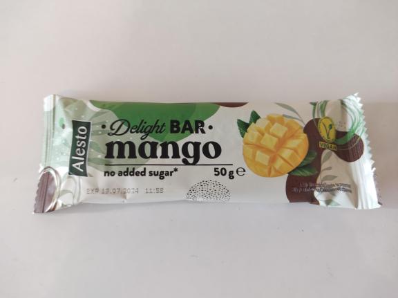 Figure 4 - Dried mango fruit bar with no added sugar, sold by German discounter Lidl