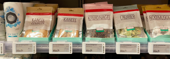 Figure 4 - Whole and ground cinnamon (kaneel) in a Dutch supermarket