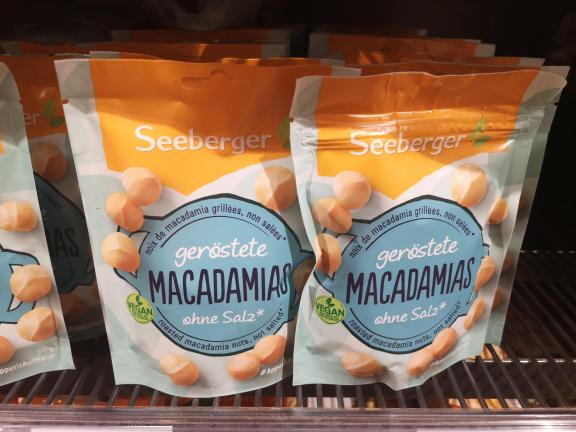 Figure 8 - Roasted unsalted macadamia nuts in Germany (by Seeberger)