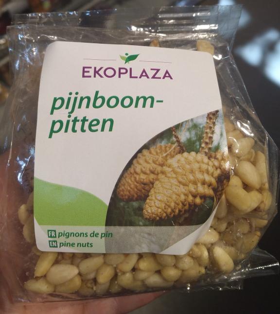 Private label organic pine nuts in the Netherlands (by Ekoplaza)