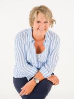 Monique van der Wouw